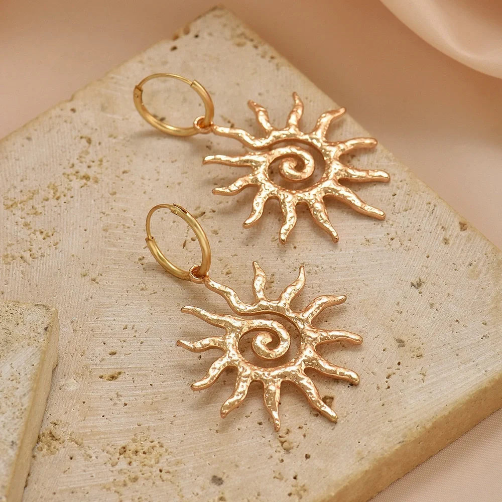 N/A features spiral